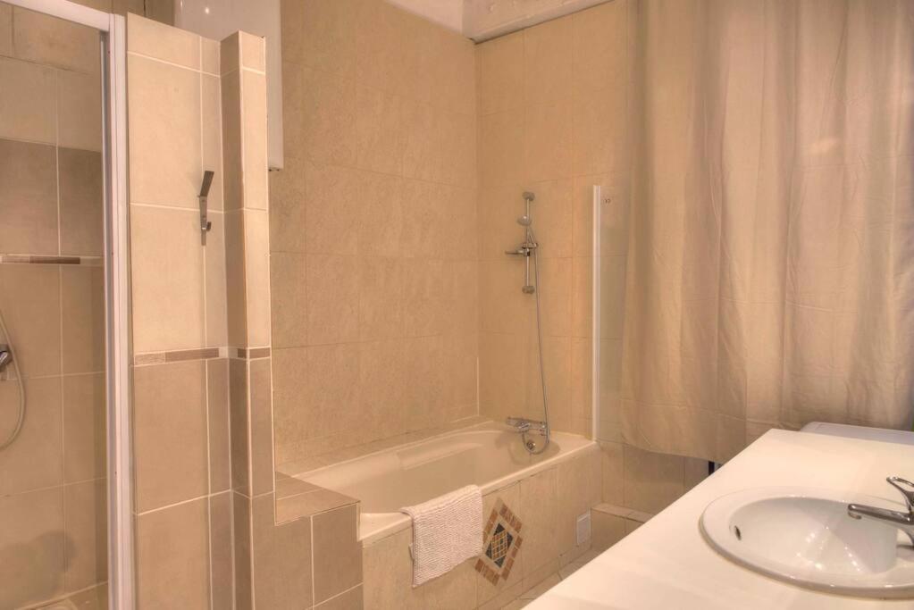 Tres Bel Appartement 6-8 Couchages Prado-Perier Marseille Kültér fotó